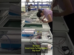 Kiosque de paiement QuickExit avec écran LCD de 21,5 pouces et écran tactile pour solution de stationnement LPR